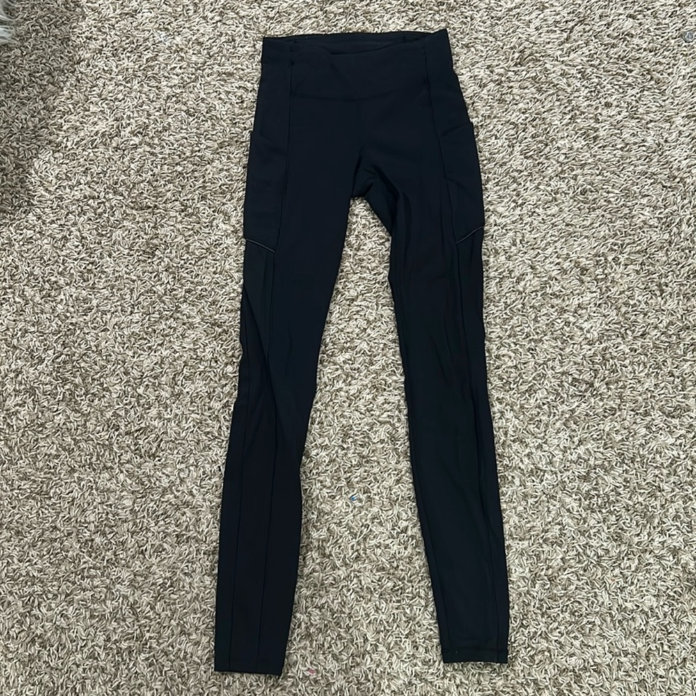 Black lululemon leggings